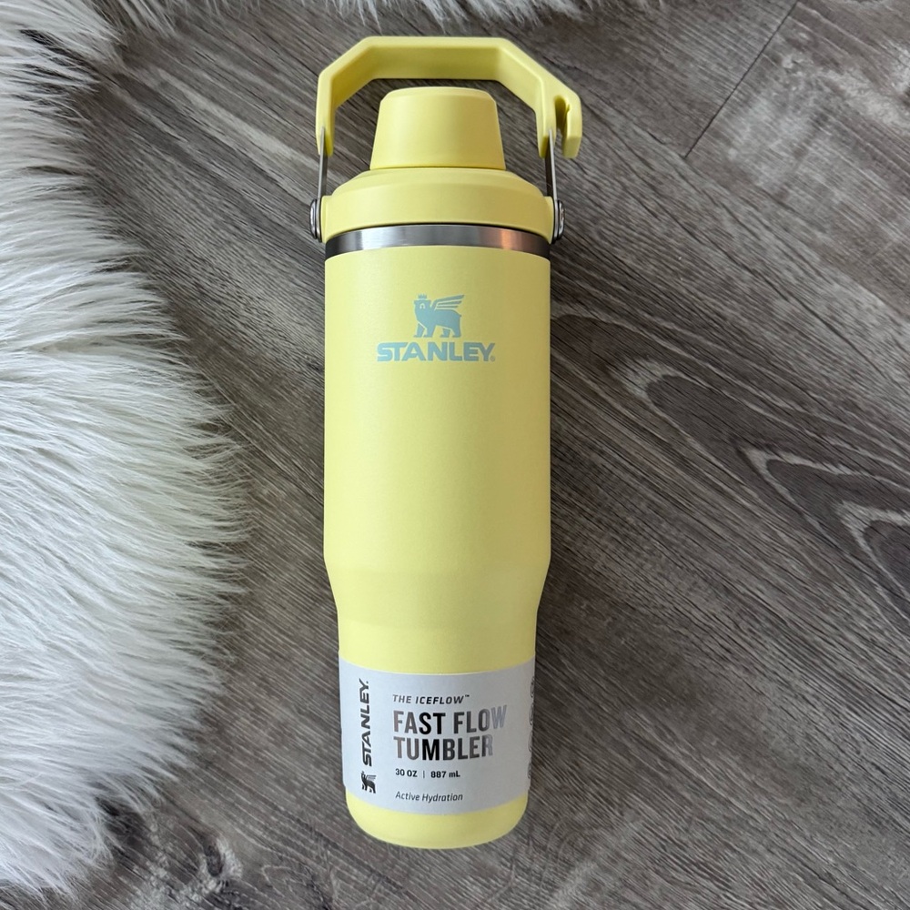 💛STANLEY 30 oz Iceflow Tumbler Fast Flow Pomelo
